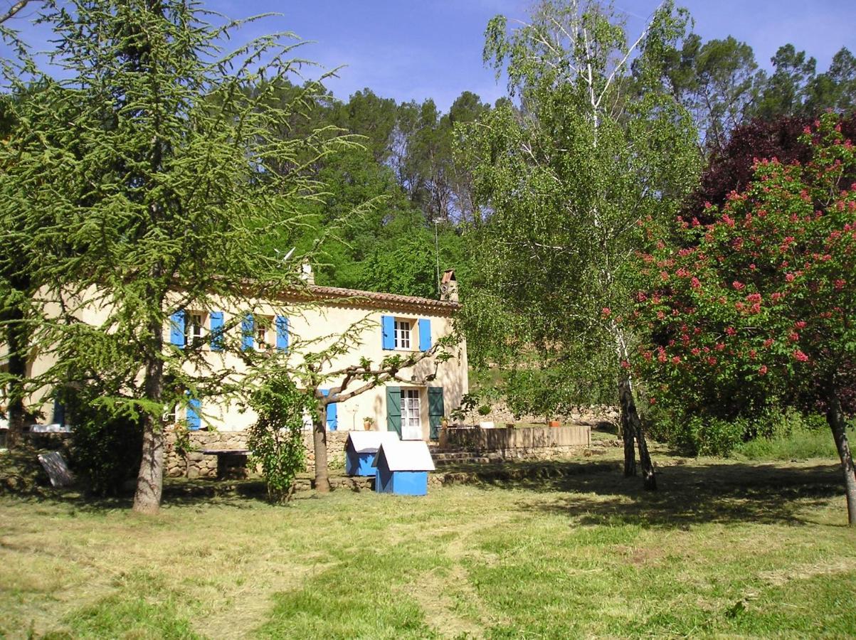 Вилла Domaine De La Provenc'Ane Салерн Экстерьер фото