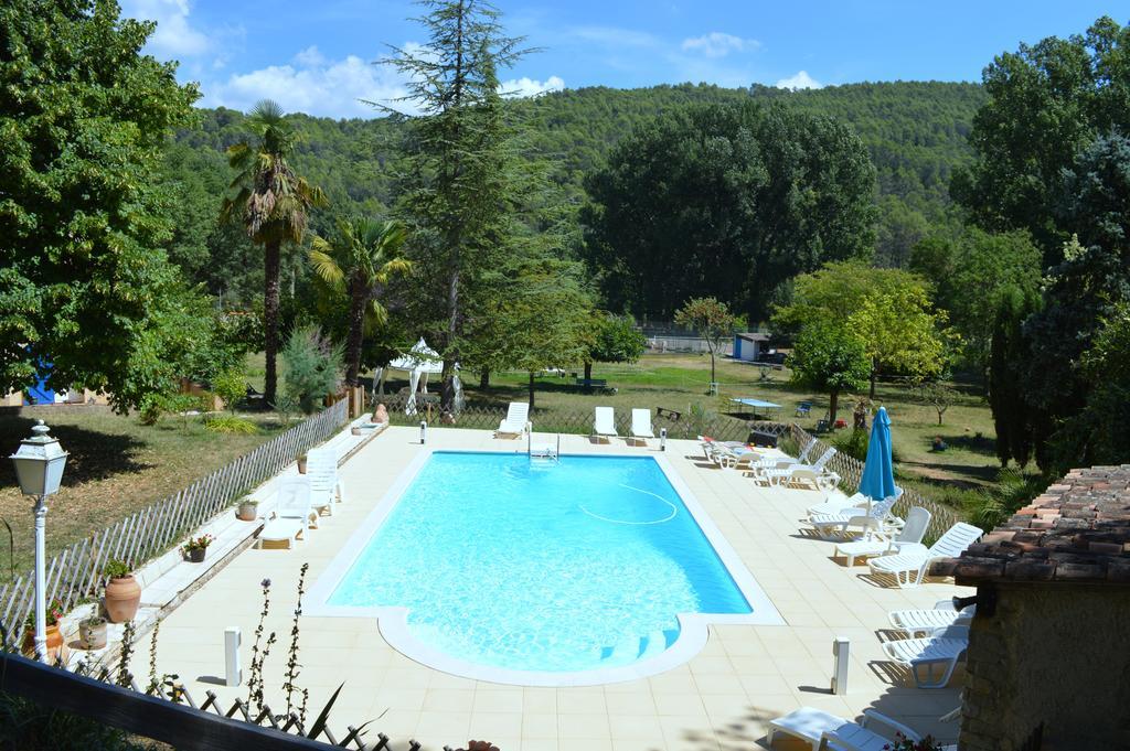 Вилла Domaine De La Provenc'Ane Салерн Номер фото